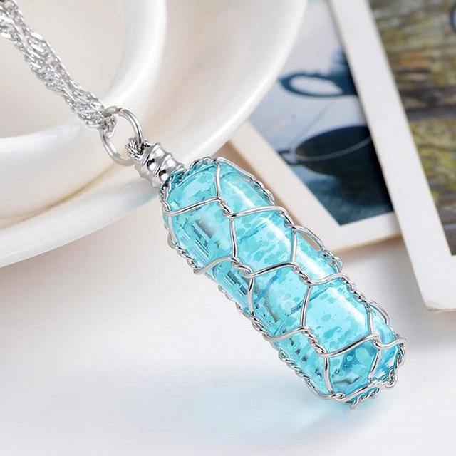 Crystal Cylindrical Pendant necklace Glow In The Dark - soqexpress
